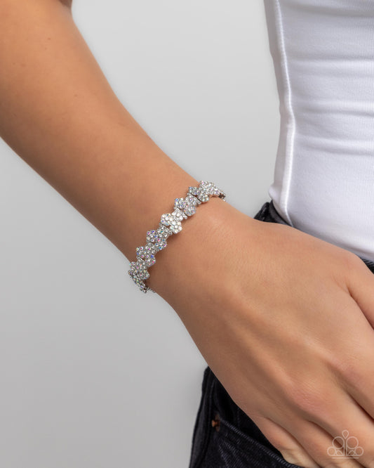 FLOWER Hungry - White Bracelet