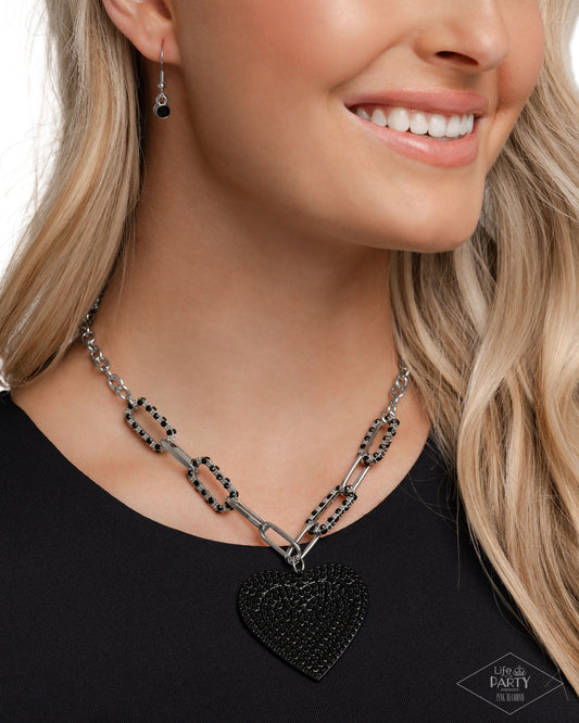 Roadside Romance - Black Necklace