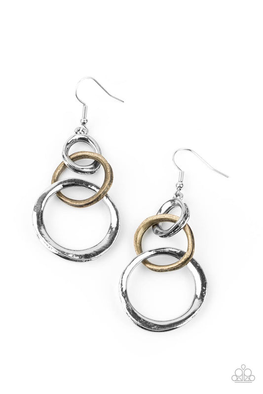 Harmoniously Handcrafted - Silver earring