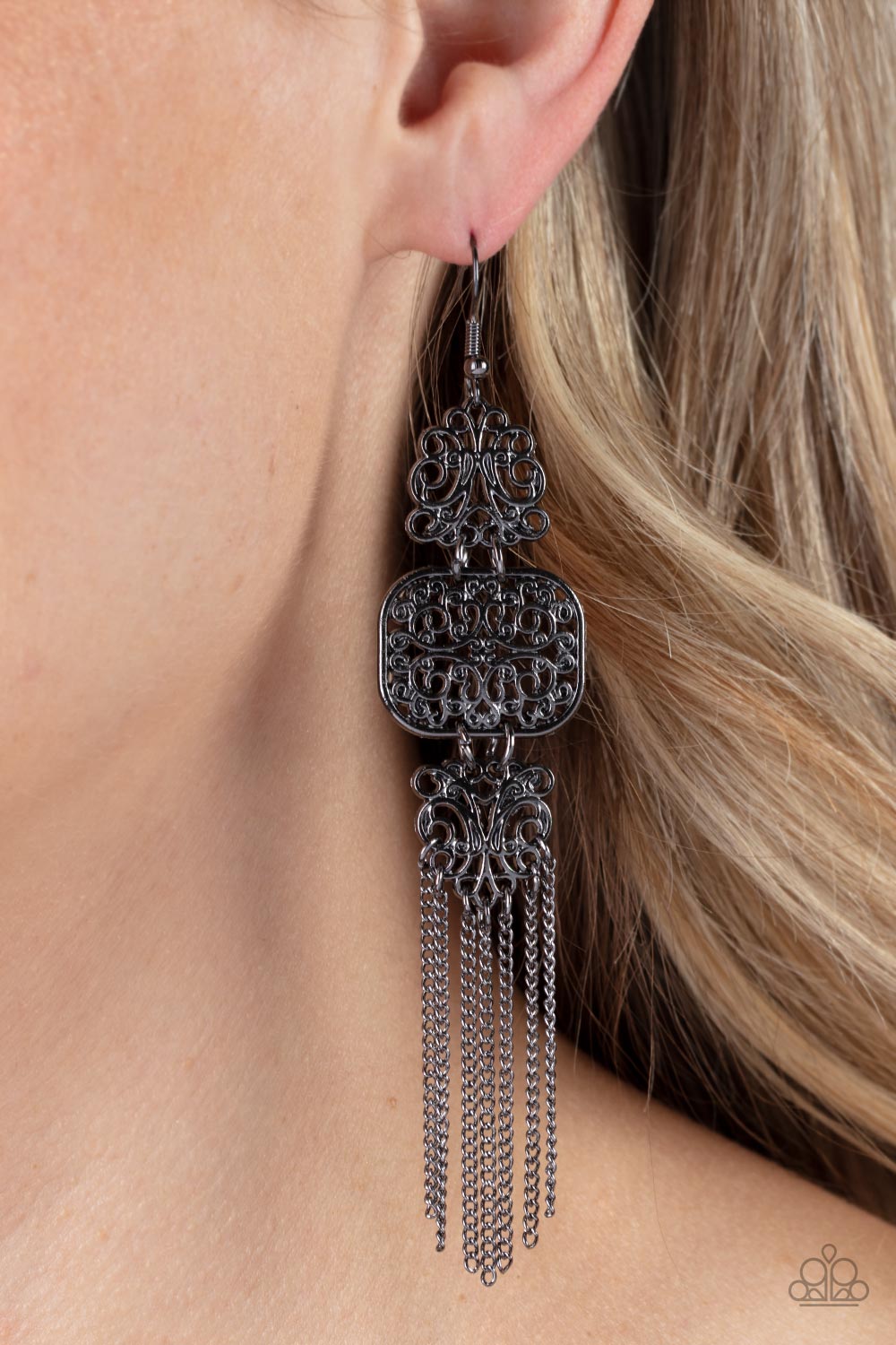 Eastern Elegance - Black Earring