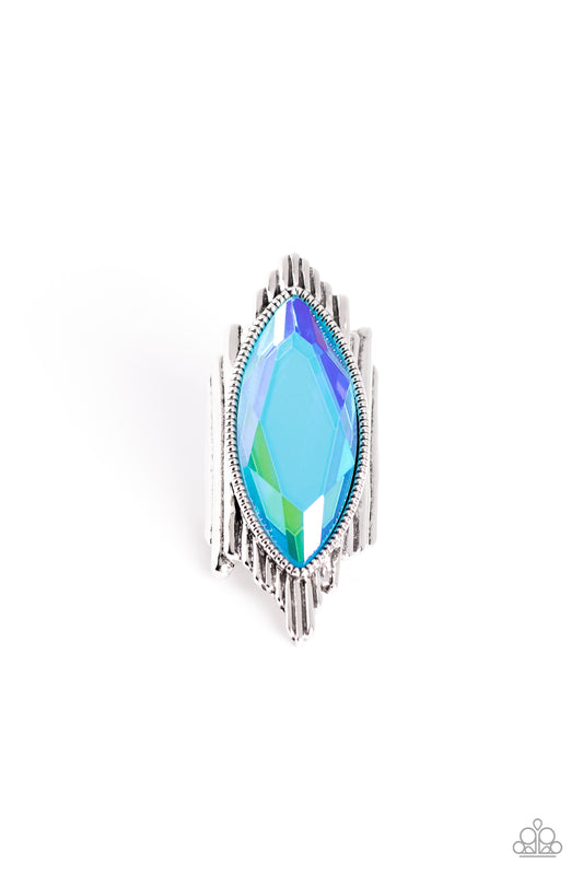 Stunning Showman - Green Ring